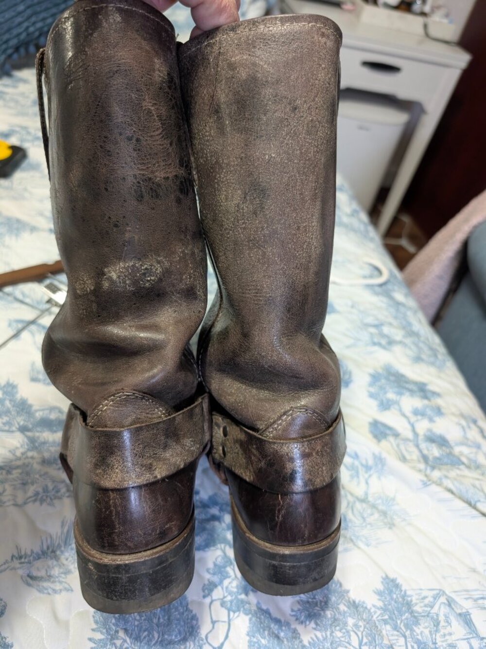 Frye Size 8M Harness 12R Leather Boots Cognac Brown Square Toe Distressed - Picture 11 of 16